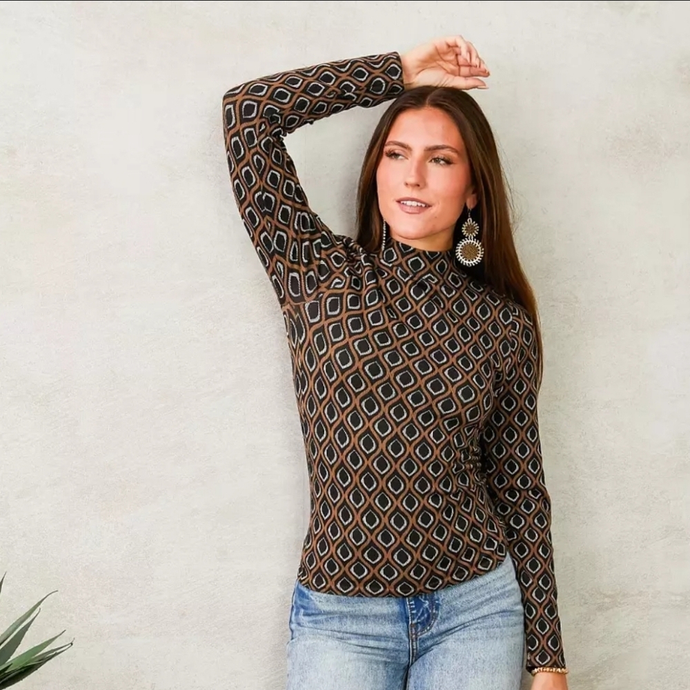 Willow & Root Medallion Black Combo Pullover Mock Neck Top Ladies L Large